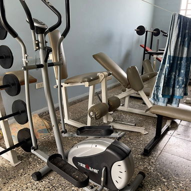 Venta de una escaladora y 3 bicicletas de uso, - 5/10