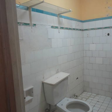 Casa en Guines a dos cuadras del parque central por el garage de concha - 6/8
