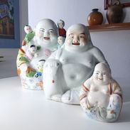 Juego de 3 piezas de Porcelana china - Budas de diferentes tamaños. Oferta si compra el lote completo - Img 53496519