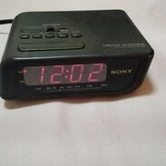 Radio reloj despertador - Img 45570131