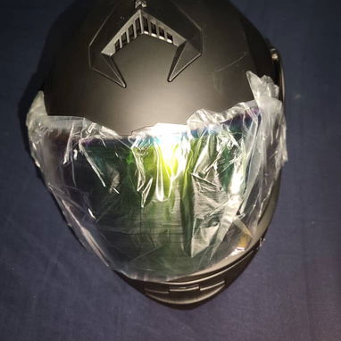 Casco certificado abatible - Img 123350571