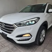 Hyundai Tucson 2018  el SUV está en excelente condición técnicas ,llegar y montar,todos sus papeles en regla - Img 50502441