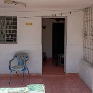 Casa puerta calle de 5 cuartos en 20 mil USD ,se deja todo en 25 mil - Img 55166230