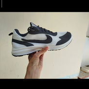 Zapatos deportivos Nike - Img 57860052