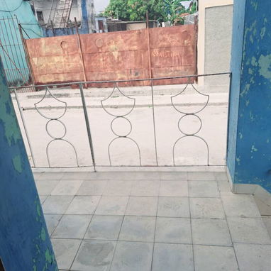 Casa independiente en la Virgen del Camino en 9000 USD. Placa libre y se deja con cosas dentro puedes llegar y vivir!! - Img 125439891