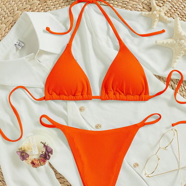 Bikinis lindos y a la moda en fama - 7/10