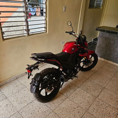 En venta. Lifan cadenera. Tiene su chapa. Para más información contactarme al pv o al  53311633 Precio: 2200  Está en Vi - 2/5