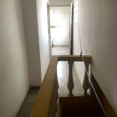 Se Vende una casa .en Marianao calle 130,/65 y 67 frente al parque de mismo 130 - 10/10