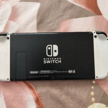 Vendo Nintendo Switch V2 - 4/4
