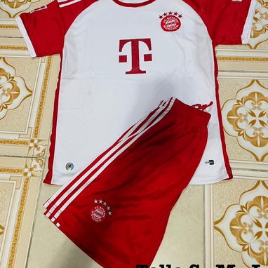 Uniformes d futbol versión aficionado - Img 122155308