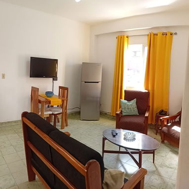 Apartamento Sisy Mario en renta , independiente con una habitación climatizada en el Vedado,   +53 52463651 WhatsApp - Img 111664676