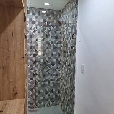 Cristaleros profesionales, vidrio de alta calidad para cualquier área que quiera remodelar (Kinetica) - Img 95413248