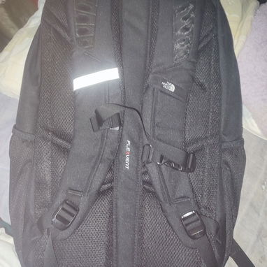 Se vende Mochila Nueva Grande Resistente - 2/2