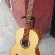 Guitarras nuevas con tapa de pino abeto - Img 49643006