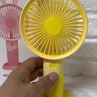 Mini ventilador recargable mediano con 3 velocidades 4500 cup - Img 123658250