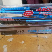 Set de plancha de pelo 450° NANO TITANIUM rizadora y peine - Img 55660598