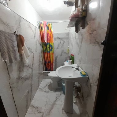 SE VENDE CASA - 6/10