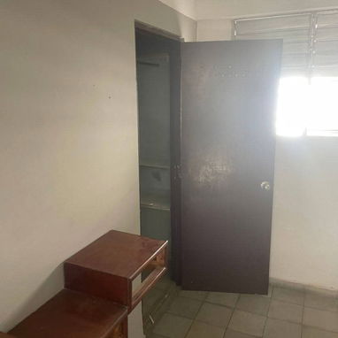 Apartamento de 3 cuartos  en 13 y 12 , Vedado. - Img 112357078