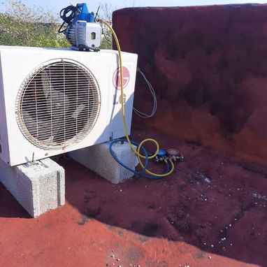 Seriedad, profesionalidad y garantía en trabajos con equipos de clima. 52966031 - Img 119054461