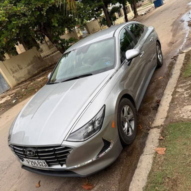 Hyundai Sonata 2021 - 2/4