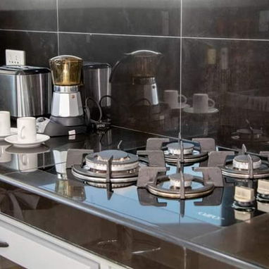 "Lujoso Apartamento en el Vedado con hermosas vistas al mar" - Img 124429529