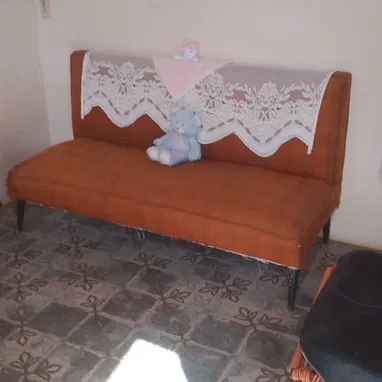Vendo casa en  SAN JOSÉ DE LAS LAJAS, A UNA CUADRA DE LA ESCUELA MANUEL ASCUNCE, FRENTE CON FRENTE AL CONSULTORIO MÉDICO - 3/10