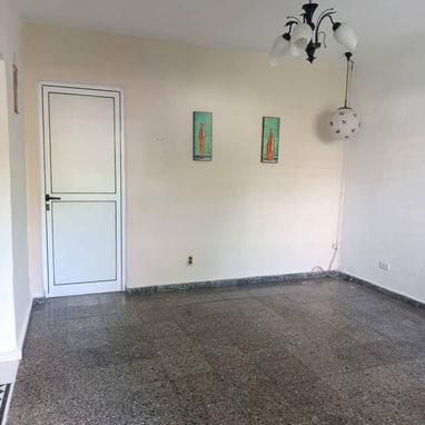Se vende apartamento interior en Alturas de Belén, es el último apartamento de un edificio biplanta, está enrejado. C - Img 119874786