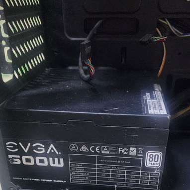 Chacie azza con fuente EVGA!!!! - 4/5