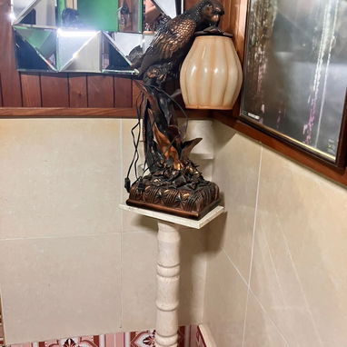 VENDO LÁMPARA DE COTORRA DORADA. COMUNICARSE AL 54312796 CON ISABEL - Img 115100982