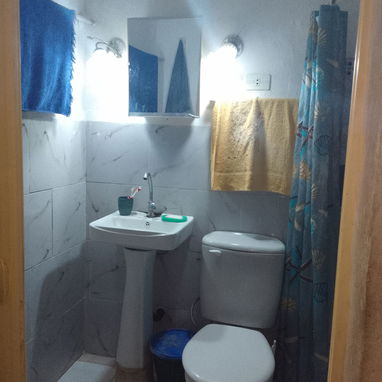 Se vende apartamento en La Habana Vieja, Calle Corrales entre Antón Recio y Figuras( Ojo no es la zona Soterrada ) - Img 122932991