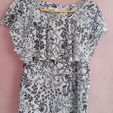 Blusas y conjuntos de mujer. - 4/10