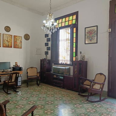 Vendo casa con patio en Marianao - 5/10