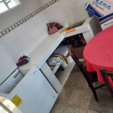 Casa de 2 plantas, 4 cuartos 1 arriba y 3 abajo - 8/10
