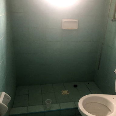 Se Vende una casa .en Marianao calle 130,/65 y 67 frente al parque de mismo 130 - 8/10