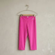 Leggings Deportivos Capris – Fucsia Vibrante Talla L - Img 57884426
