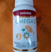 Se venden 2 pomos de Omega 3, 1 pomo de Vitaminas con Ginseng G115, 1 pomo de Minoxidil de 100 ml. - Img 45649106