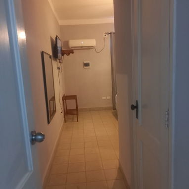 RENTA DE APARTAMENTO DE 1 HAB EN CENTRO HABANA A ESTUDIANTES EXTRANJEROS. - 6/10
