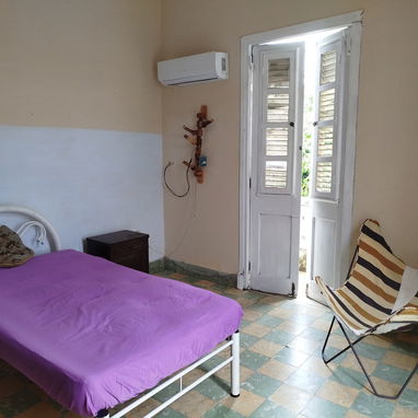 Se renta apartamento en en el Vedado - Img 122642424