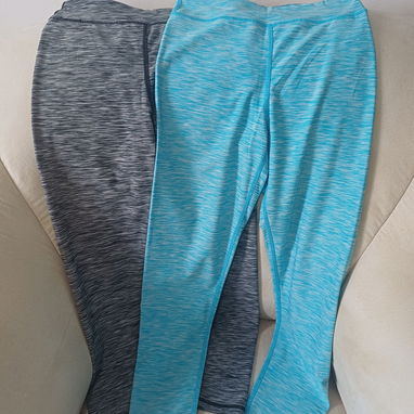 Ropa nueva y de uso. - Img 123100808