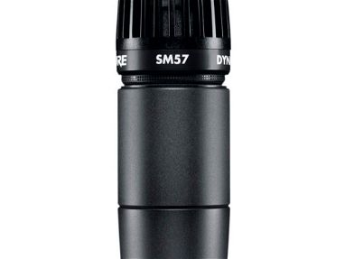 Shure SM57 Cardioid Dynamic Microphone LIKE NEW!! - Img main-image-45761188