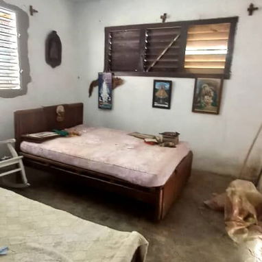 VENDO CASA CON TERRENO GRANDE EN MARTI, PROVINCIA MATANZAS. - 3/9