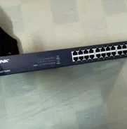 ‼️ Como nuevo Switch TP Link de 24  puertos a 1giga  en 23mil - Img 50130265