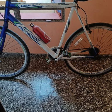 !!Ganga!! Bicicleta Especial de Paseo Genesis GS-700 (Rodado 700c)Aluminio (DE USO )Whatsapp +5514997647235 - 3/4