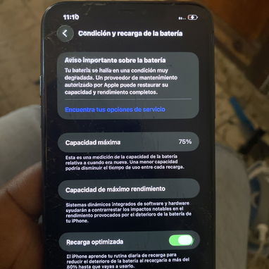 Se vende 11 pro max con cargador portatil - Img 127515109