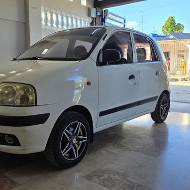 vendo o negocio Hyundai Atos 2009 pintura de fábrica - Img 119141976