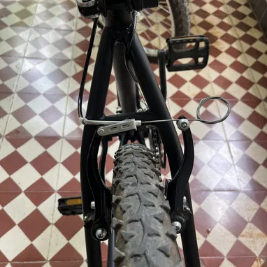 Vendo bici raly 26 con casi todo nuevo - Img 122777407