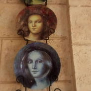 Adorno para pared platos con rostro - Img 56054190