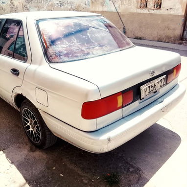 NISSAN B13 - 9/10