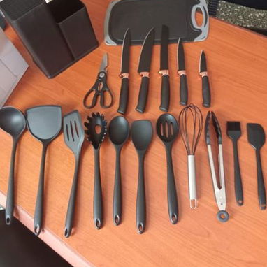 SET DE UTENSILIOS DE COCINA CON CUCHILLOS Y ORGANIZADOR CH-0366 - 2/6