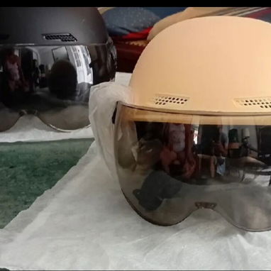 Cascos con visera originales mire las fotos 55119198 - Img 122095884